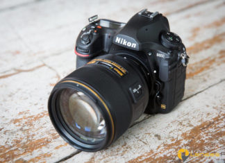 Best Lens for Nikon D850 Nikon D850 digital camera with a large lens attached to mainbody