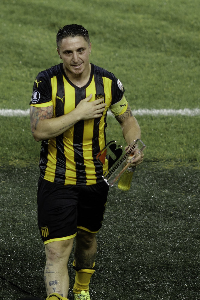 Canon 5D Mark IV sample photo of a soccer player under stadium lights