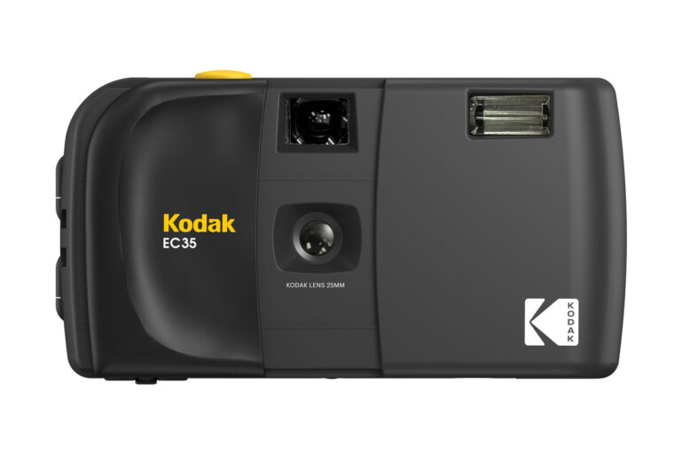 Kodak EC35 film camera in Midnight Black